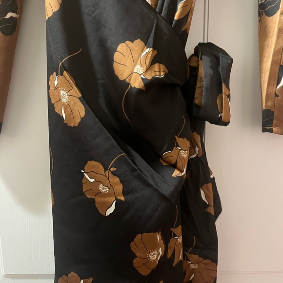 Ann Taylor Floral Boatneck Column Midi Dress, 4 - Picture 6 of 9